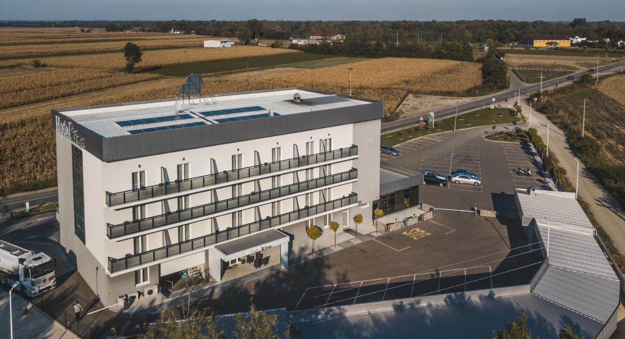 Hotel River Bijeljina Zewnętrze zdjęcie